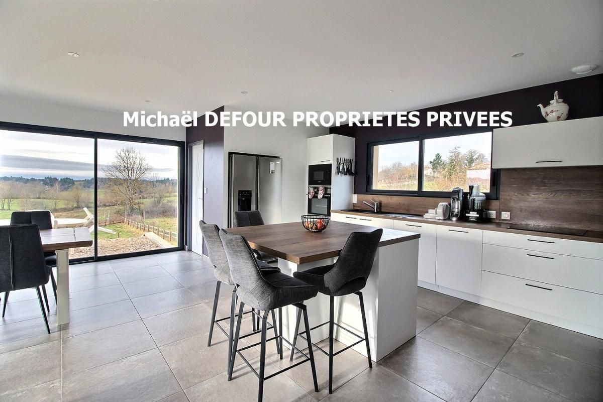 YSSINGEAUX Lapte 43200 maison plain-pied de 98 m² habitables construite en 2021 sous garantie décennale avec garage attenant sur 1400 m² de terrain 2