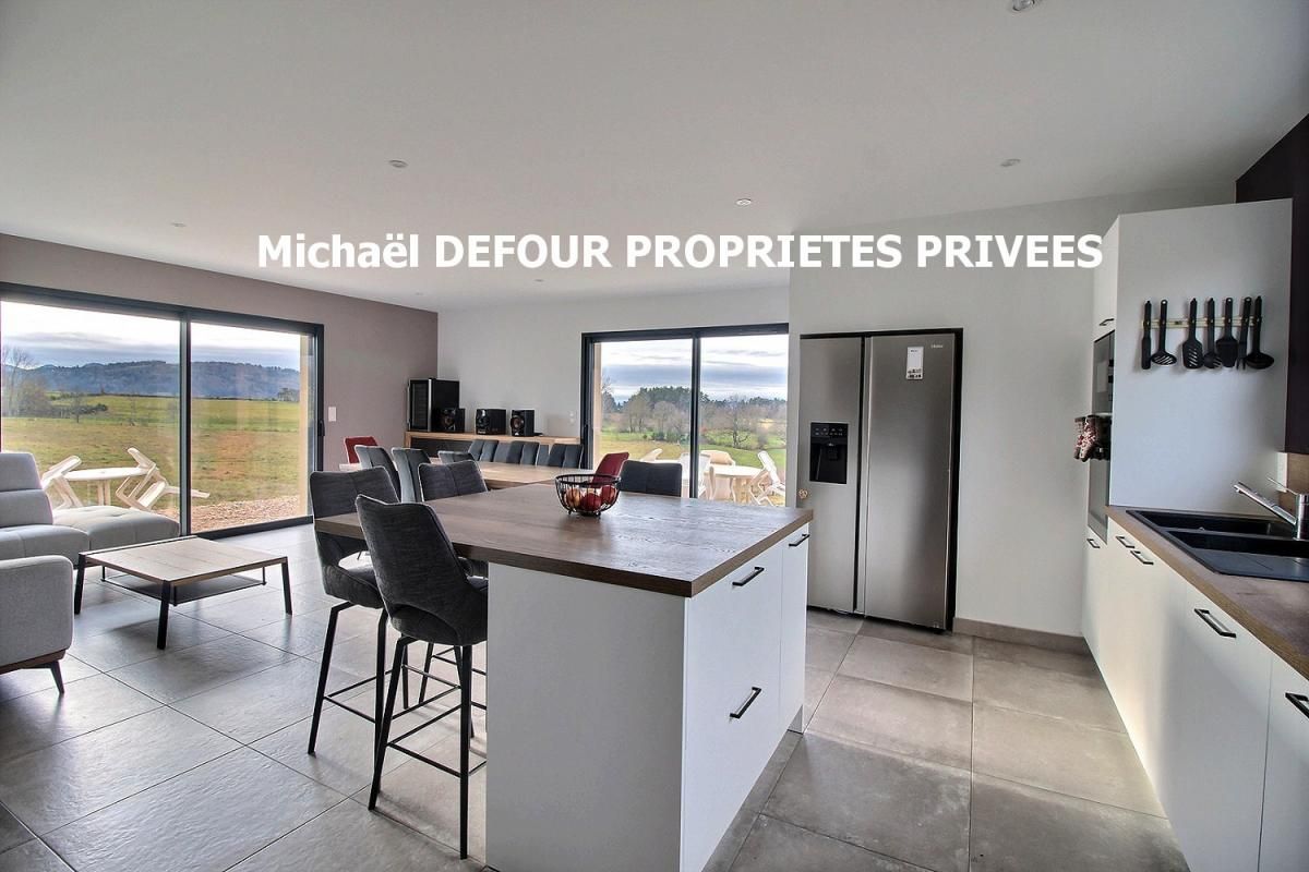 YSSINGEAUX Lapte 43200 maison plain-pied de 98 m² habitables construite en 2021 sous garantie décennale avec garage attenant sur 1400 m² de terrain 3