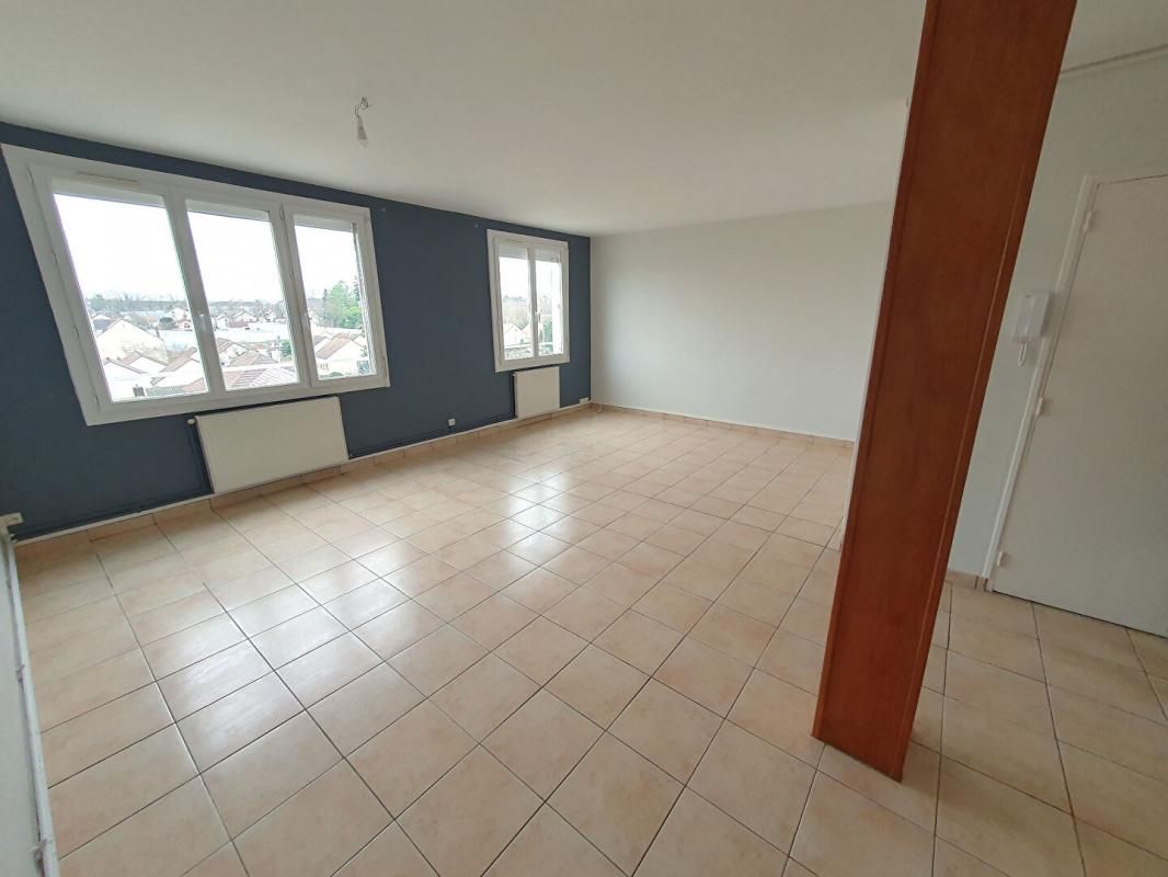 BOURGES Appartement rénové Bourges 3 pièce(s) 67 m2 1