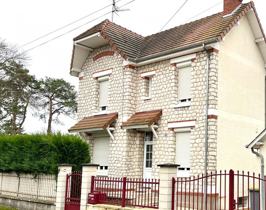 MAISON DE CARACTERE  VENDOME