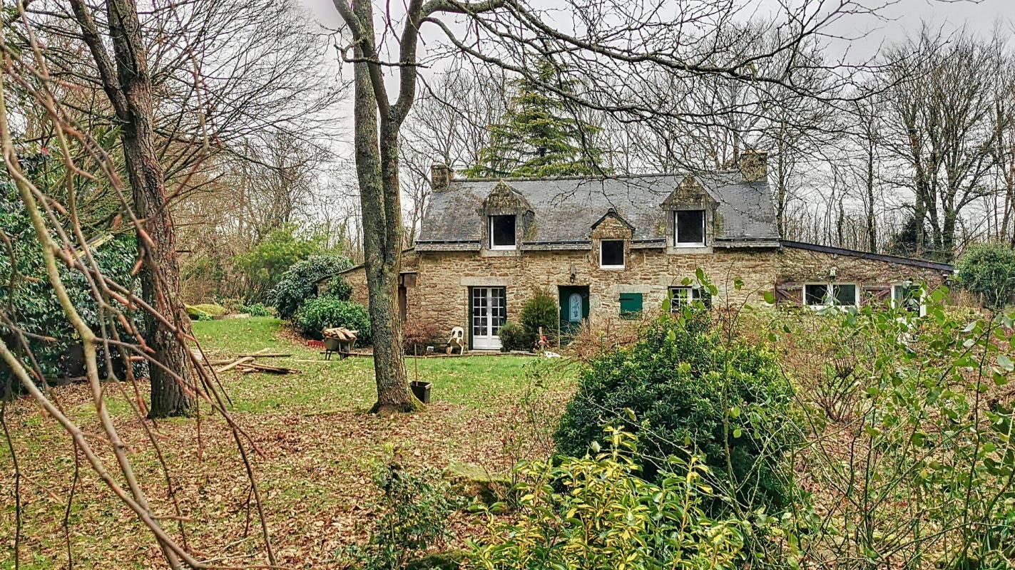 Maison de pays Moustoir-Ac .Viager occupé