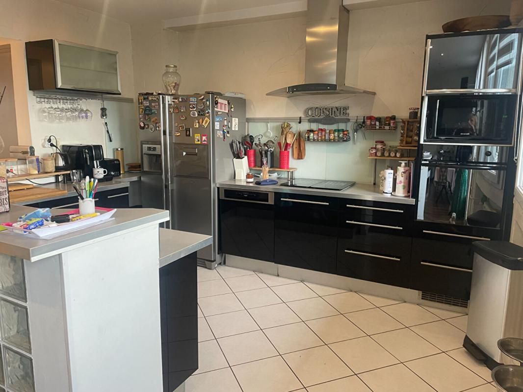 SAINT-ETIENNE Saint Etienne 42000 appartement 86m² 2 chambres, garage, cave 3
