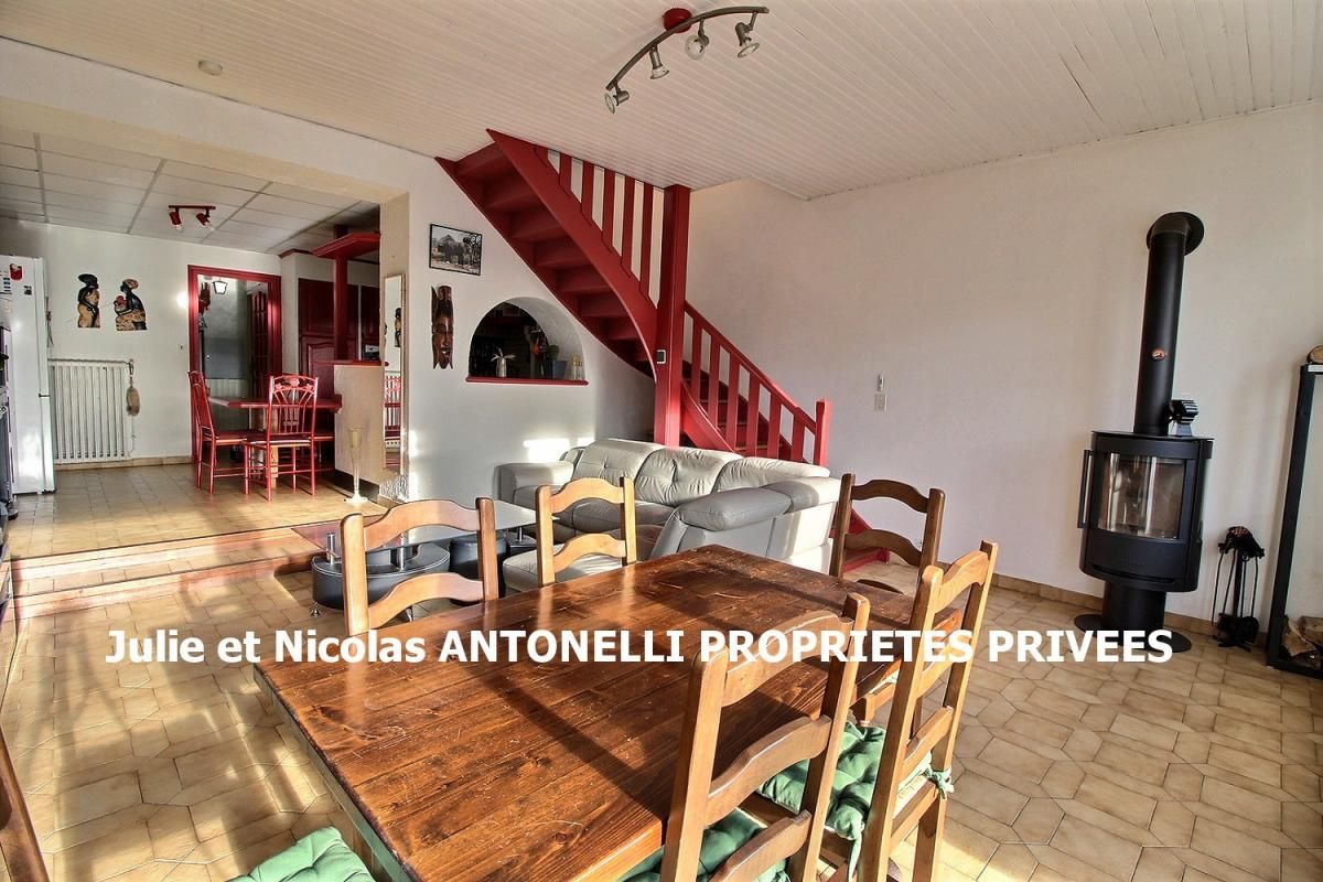 SAINT-JUST-MALMONT Saint Just Malmont 43240 Centre village appartement en DUPLEX 96m² 3 chambres TERRASSE et JARDINET 4