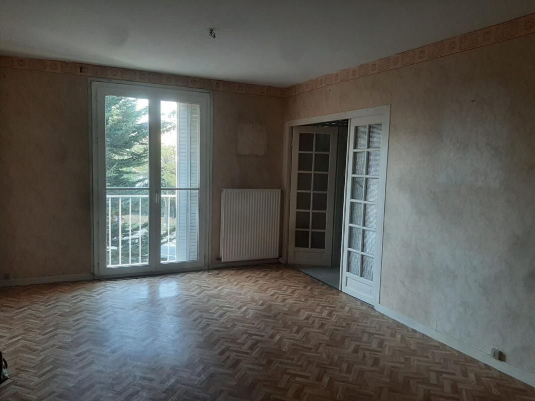 APPARTEMENT T4