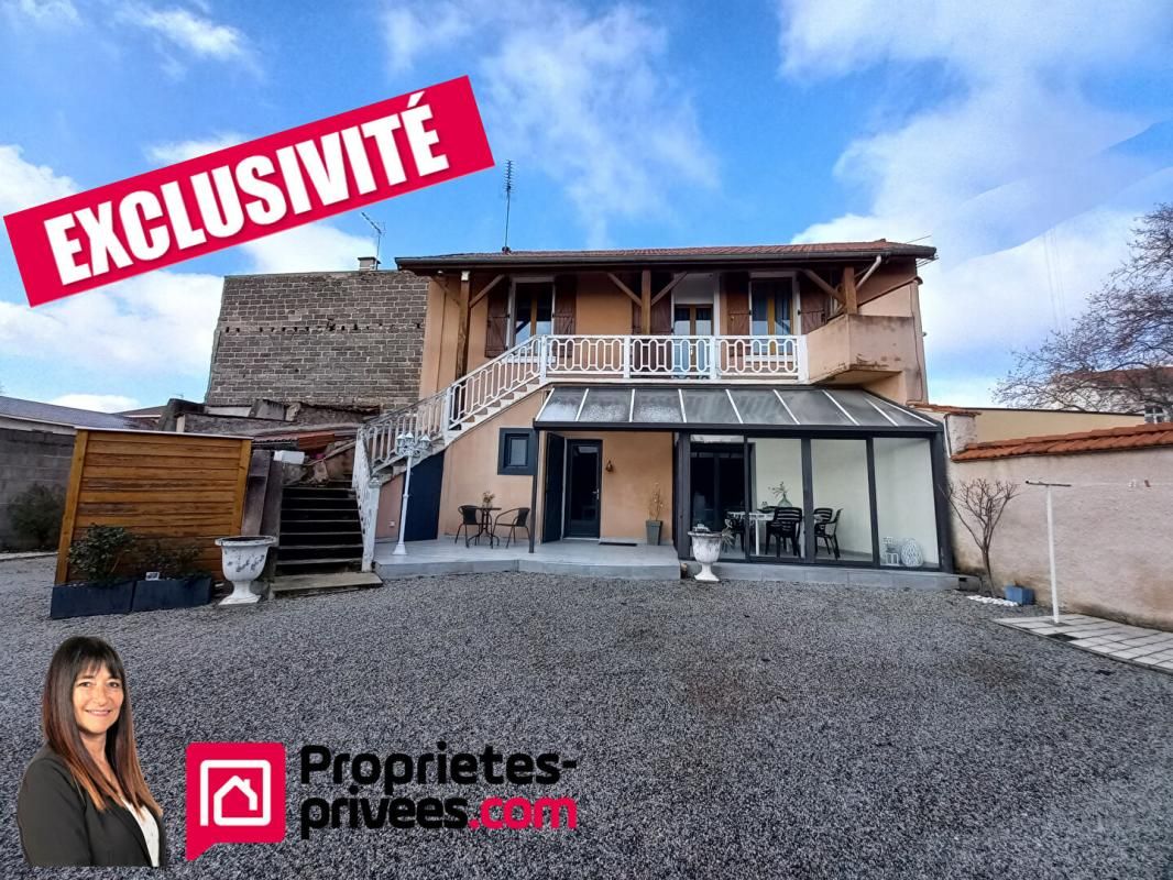 ROANNE Maison de ville Roanne 5 pièce(s) 79m2 avec 400 m² de terrain 1