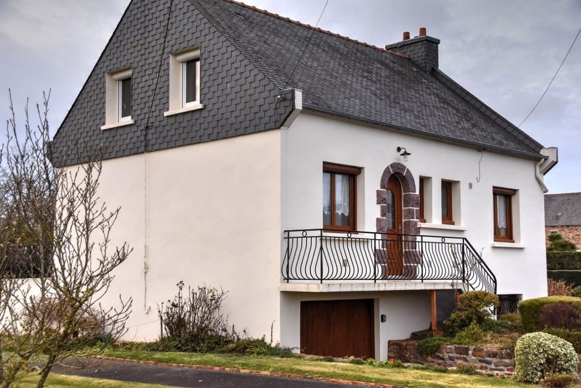 TREGUIER Maison  rénovée en campagne  4 chambres 100 m2 1