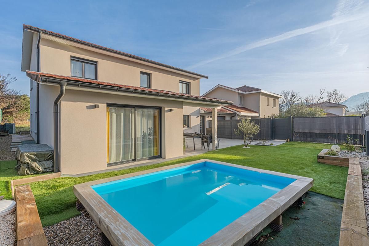 Maison 6 pièce(s) 156 m2