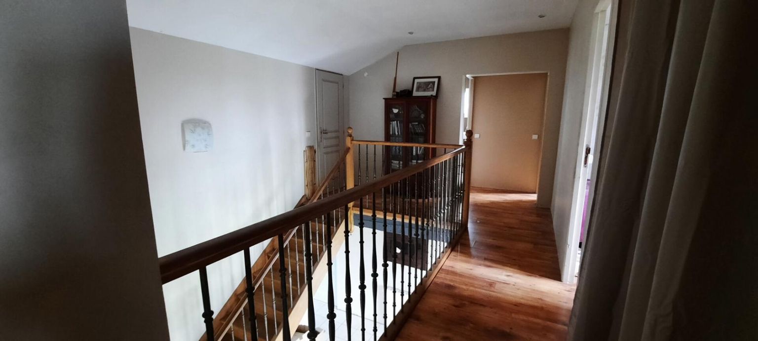 MONTENDRE Exploitation agricole 3