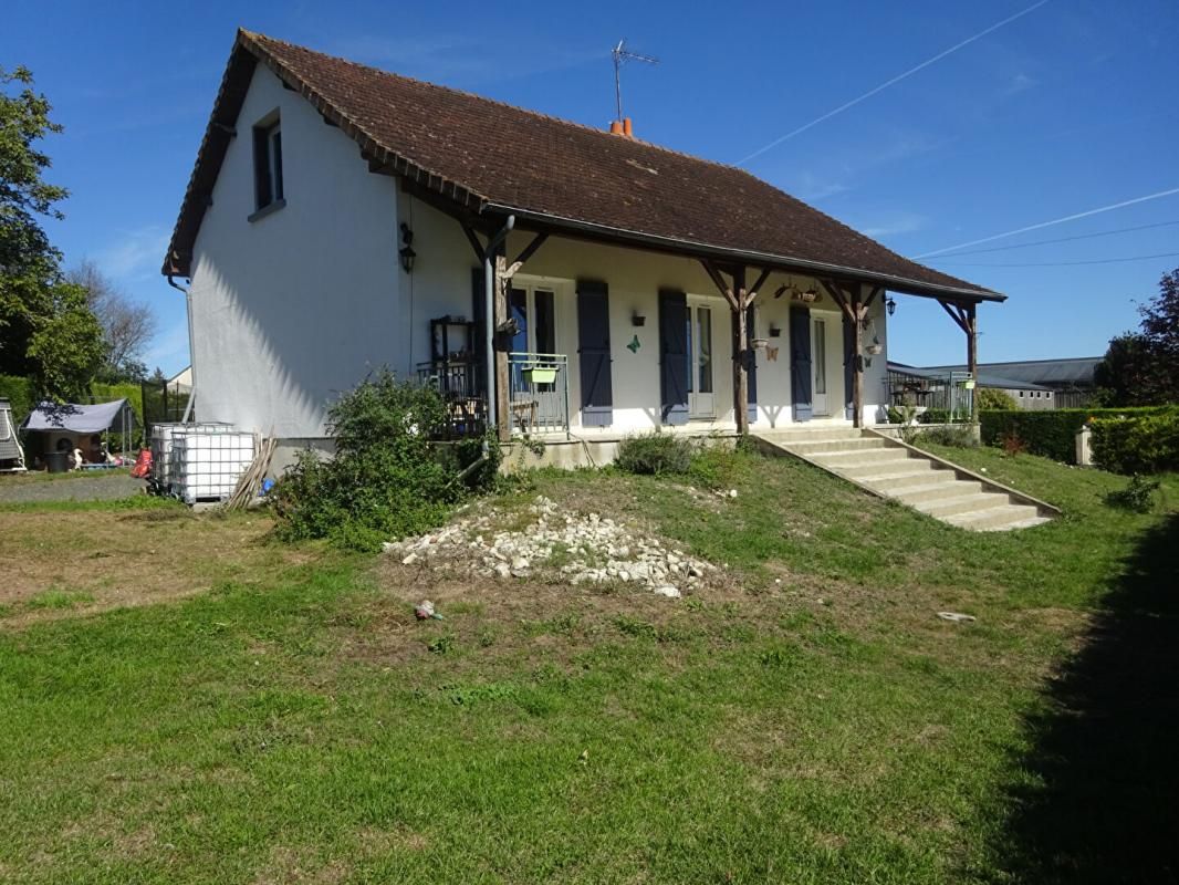 AZAY-LE-FERRON Maison de village 5 pièce(s) 130 m2 1