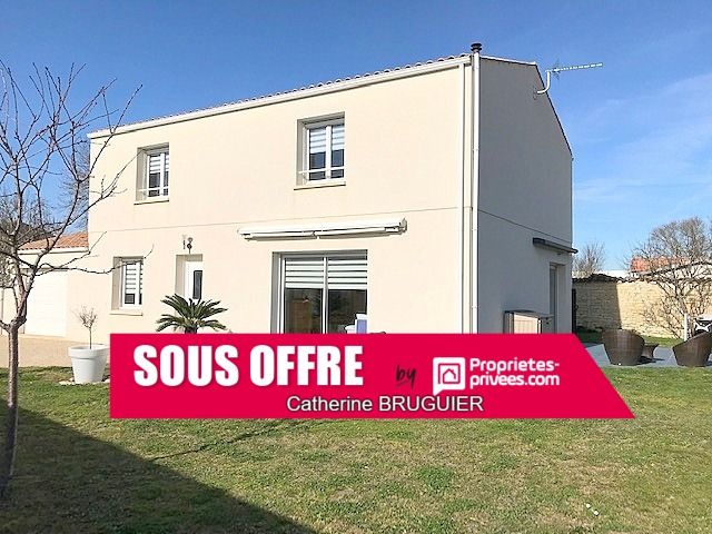 Maison centre village 4 chambres 155 m2 garage jardin clos