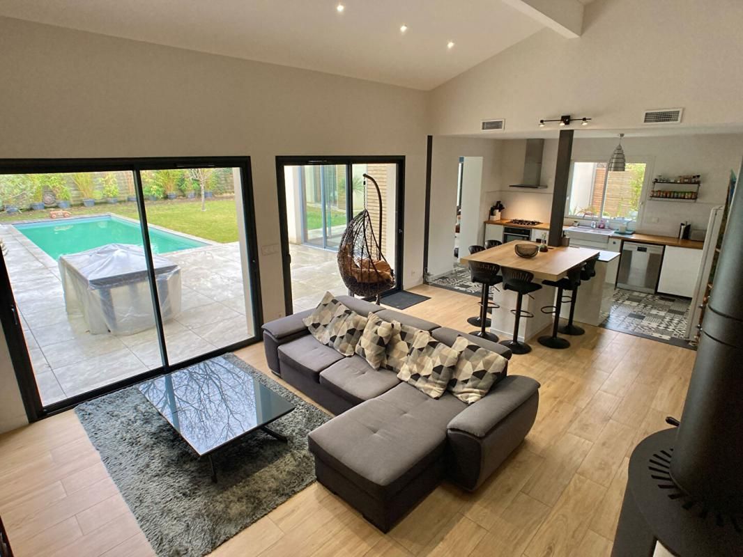 Vente maison 210m2 Bordeaux (33200)