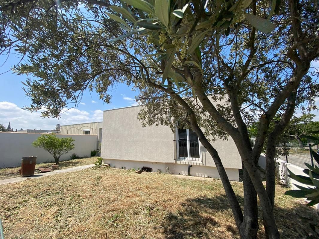 MONTFAVET 84140 Villa 104 m² avec garage 245 000