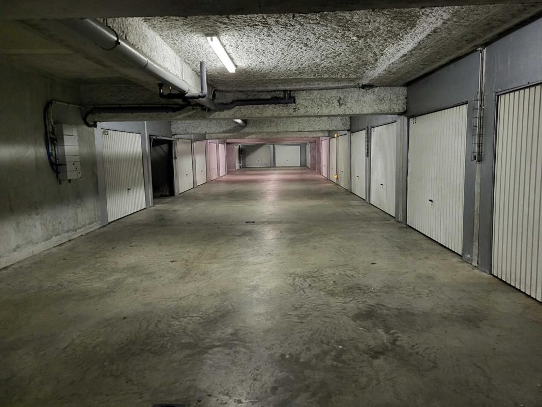 Parking / Garage / box Nantes 15m2