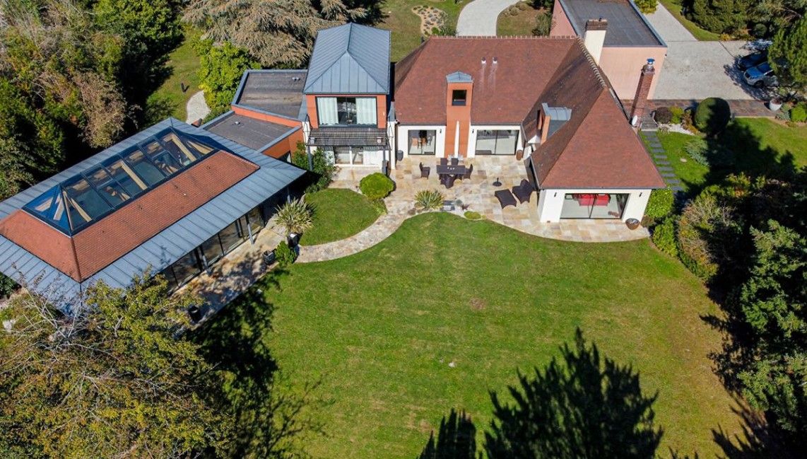 Maison PROPRIETE Le Mans 7 pièce(s) 300 m2 SECTEUR CONVOITE