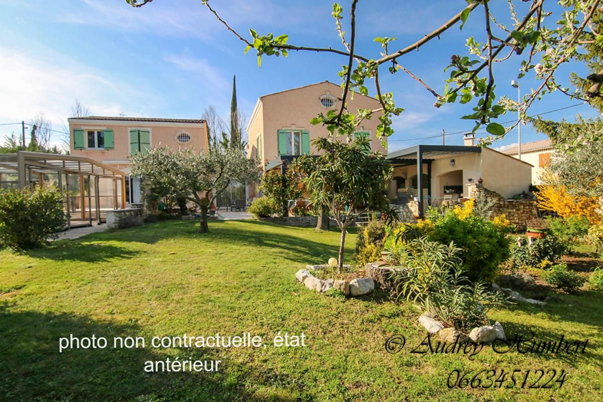 MANOSQUE EXCLUSIVITE,  à MANOSQUE, Belle OPPORTUNITE : Villa de 248 m² sur 1600 m² 1