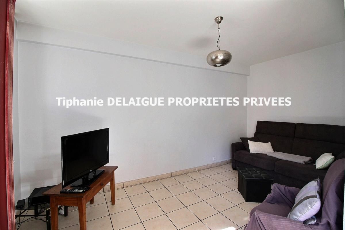 SAINT-ETIENNE Saint Etienne 42000 place Alexandre Vittone Appartement T3 67,3m² 2 chambres  garage  en rdc cave idéal famille ou investisseur 3