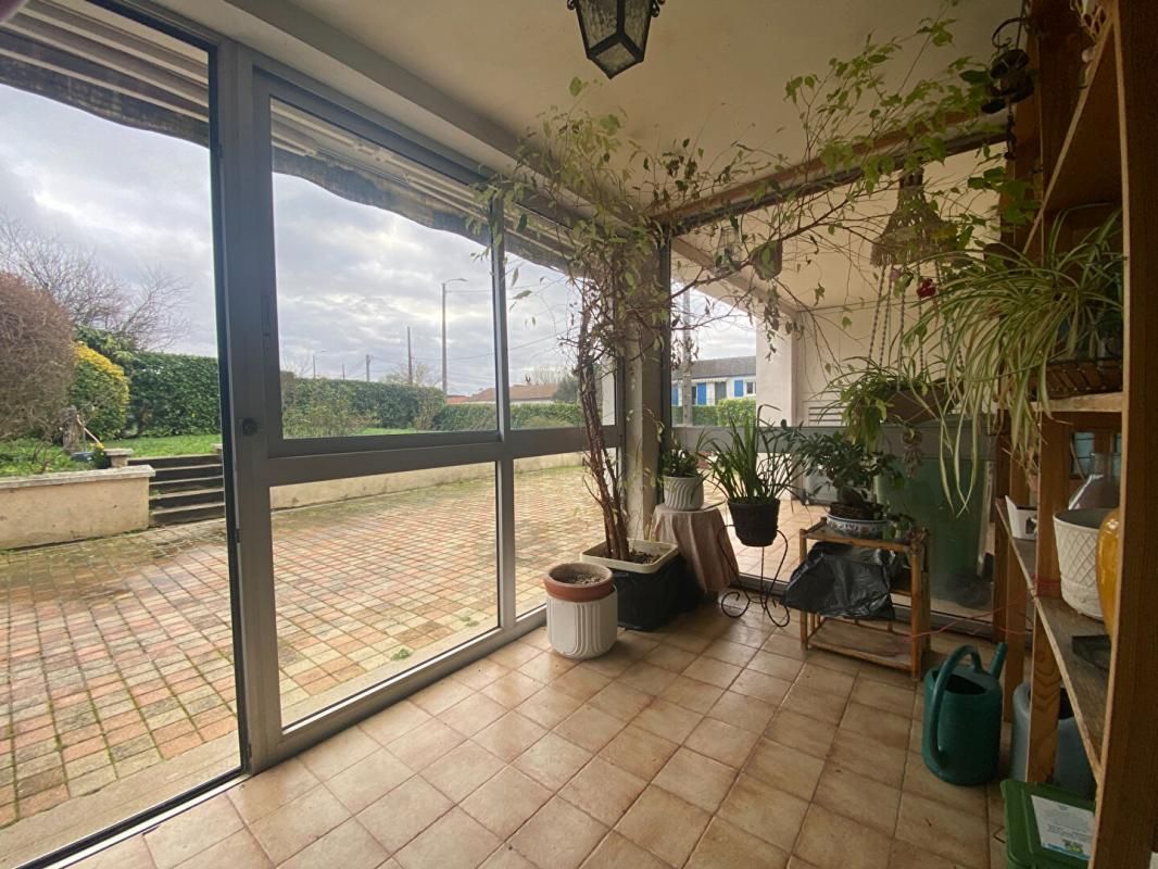 NIORT Maison 5 pièce(s) 88.03 m2 NIORT secteur Cholette 3