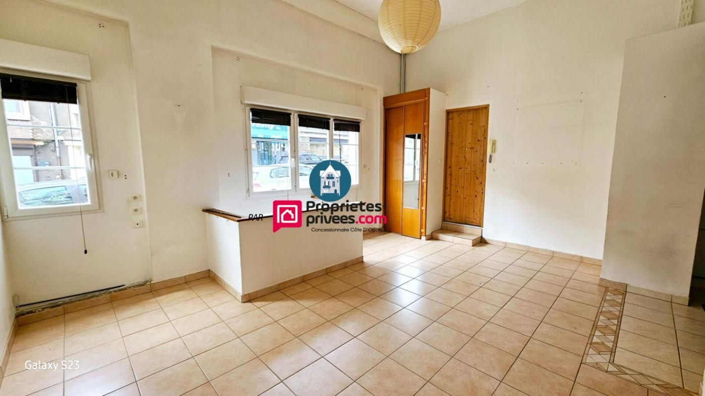 BOULOGNE-SUR-MER L'Agence Wimereusienne par Propriétés-Privées.com vous propose : 1