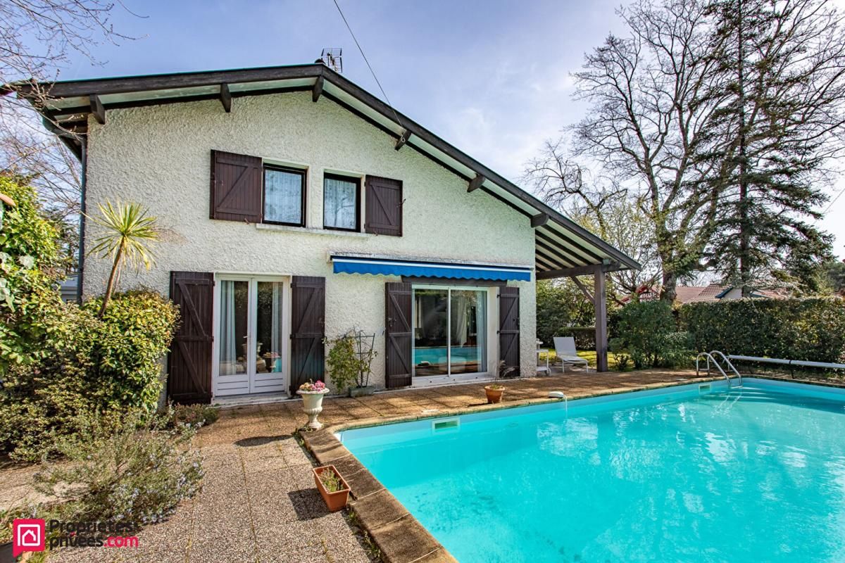 ANDERNOS-LES-BAINS Maison Andernos Les Bains 6 pièce(s) 130 m2 avec jardin piscine garage 2