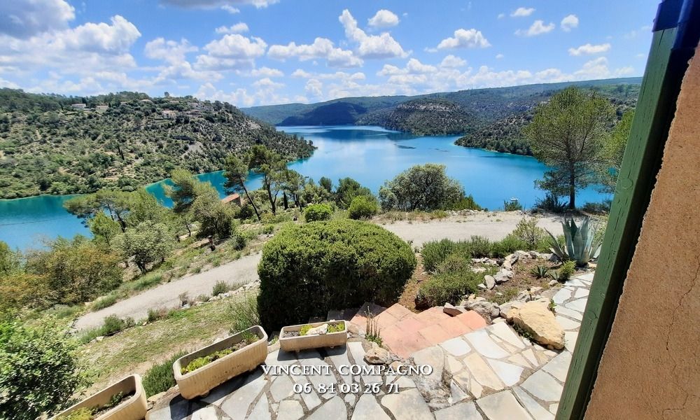 ESPARRON-DE-VERDON Maison 5 pièces avec Piscine Esparron De Verdon 4