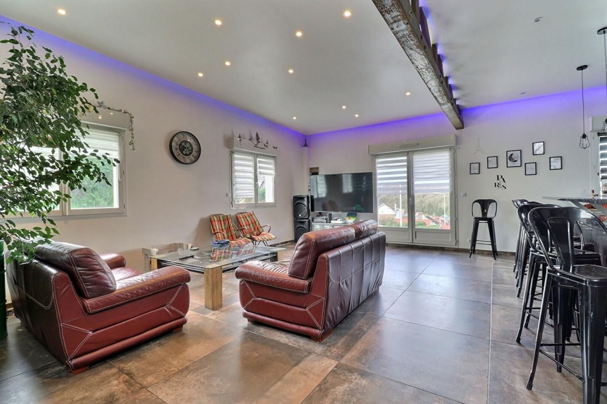 LE HAVRE Maison style loft, 6 chambres, garage et jardin 2