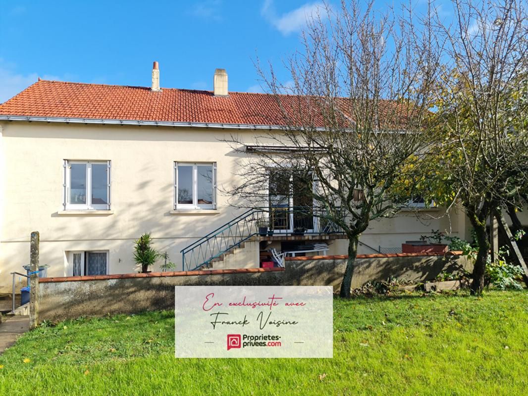 Maison  A VENDRE en EXCLUSIVITE  - Les Herbiers Centre - 4 Chambres -  100 m2 env