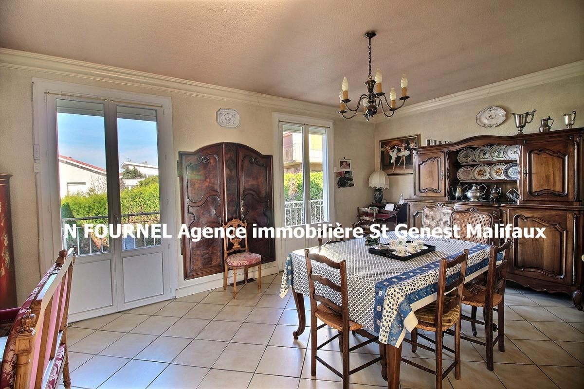 SORBIERS Sorbiers 42290 secteur résidentiel Villa 160 m² 3 chambres sur 962m² de terrain 4