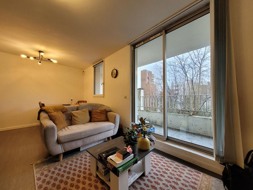 LILLE LILLE Secteur VAUBAN /La Catho Appartement Lille 2 pièce(s) 44 m2 4