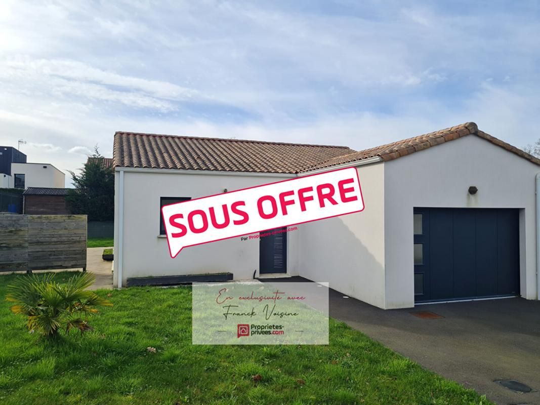 LES HERBIERS Maison  Plain-pied  - A VENDRE en EXCLUSIVITE - Les Herbiers - 2 Chambres  70 m2 env + garage sur terrain clos 1