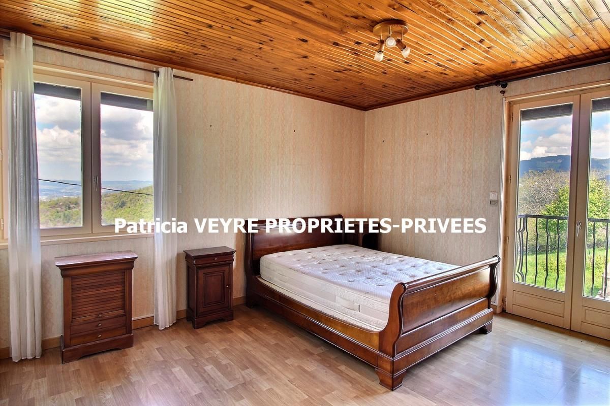 PLANFOY Entre Planfoy 42660 et Saint Etienne maison individuelle 114 m² habitables 4 chambres garage sur 17 240m² de terrain 2