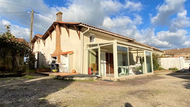 PEUJARD Maison Peujard 7 pièce(s) 167 m2 2