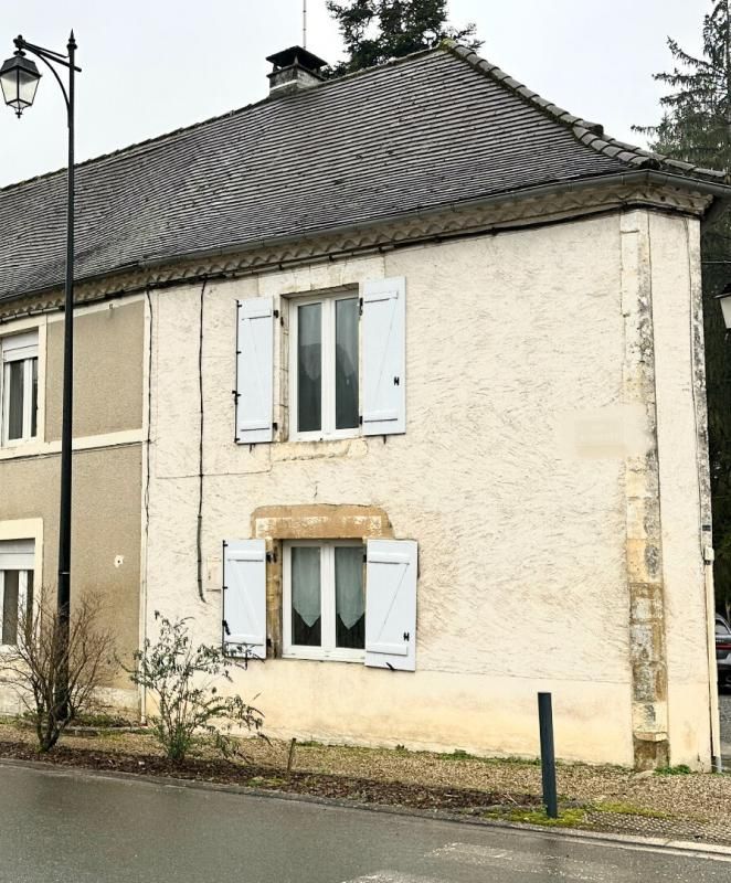 24800 CORGNAC SUR L'ISLE - MAISON DE VILLE