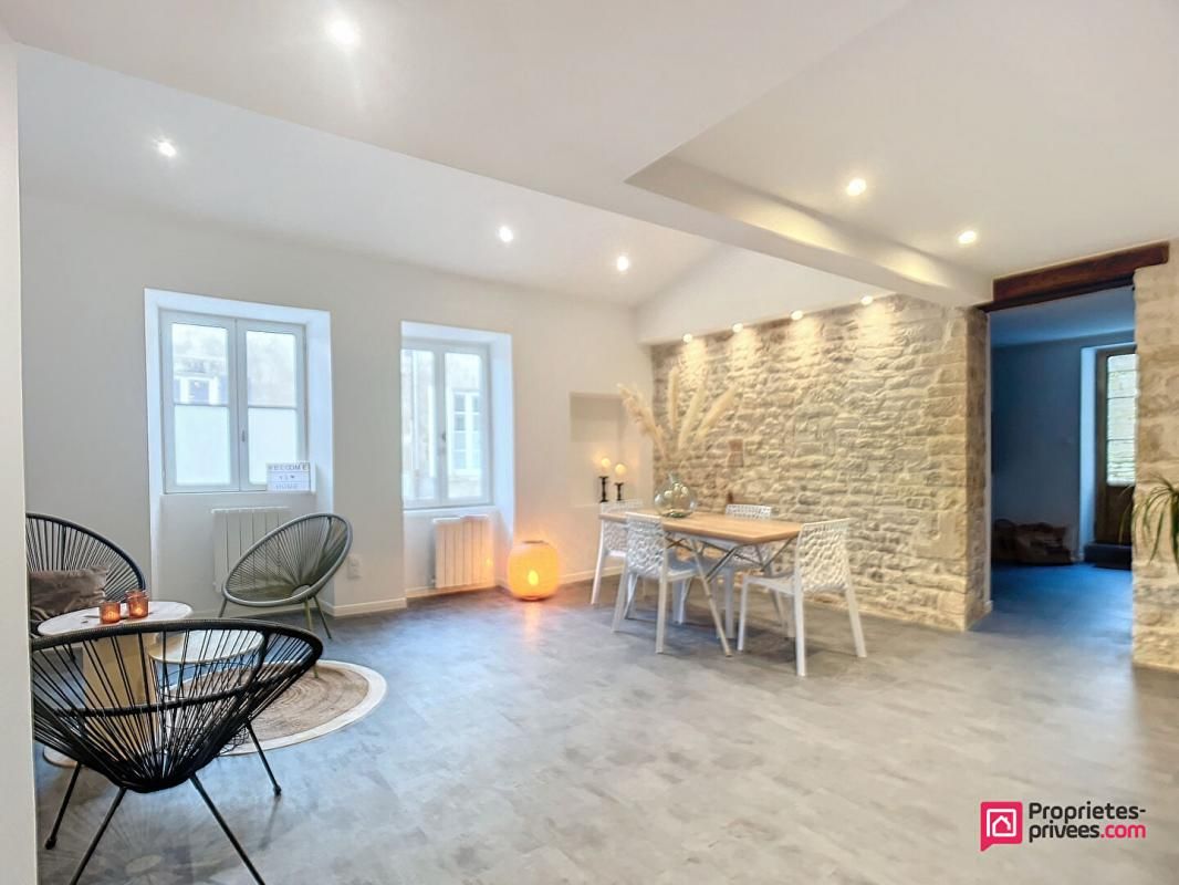 Maison rénovée - Sainte Soulle - SOUS OFFRE ACCEPTEE