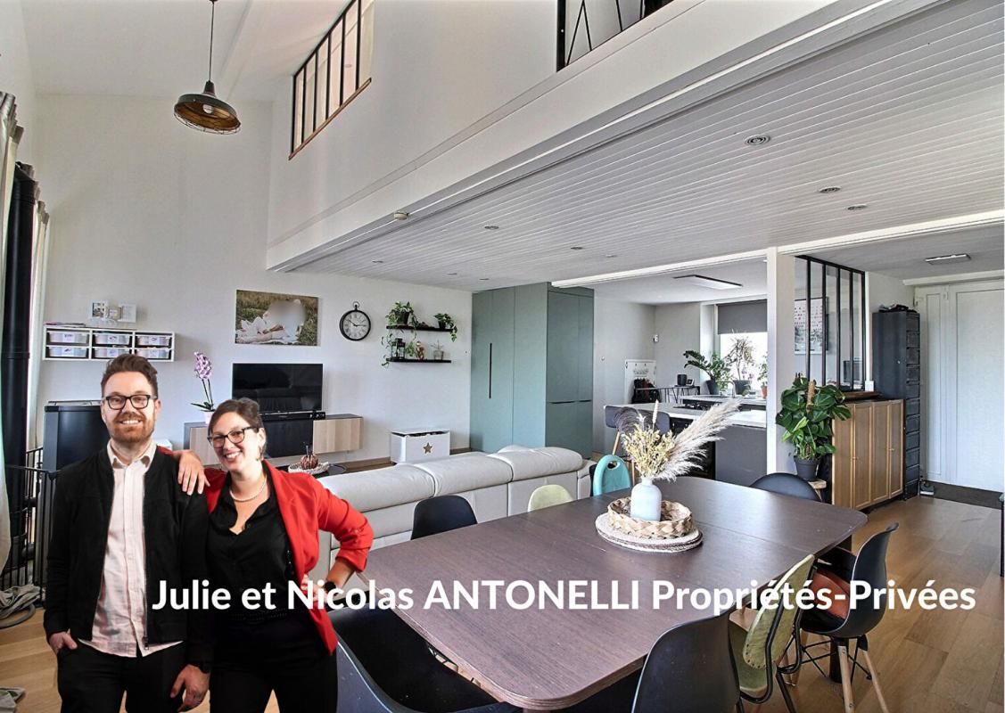 Saint Didier En Velay 43140 Immeuble 138m² composé de deux appartements