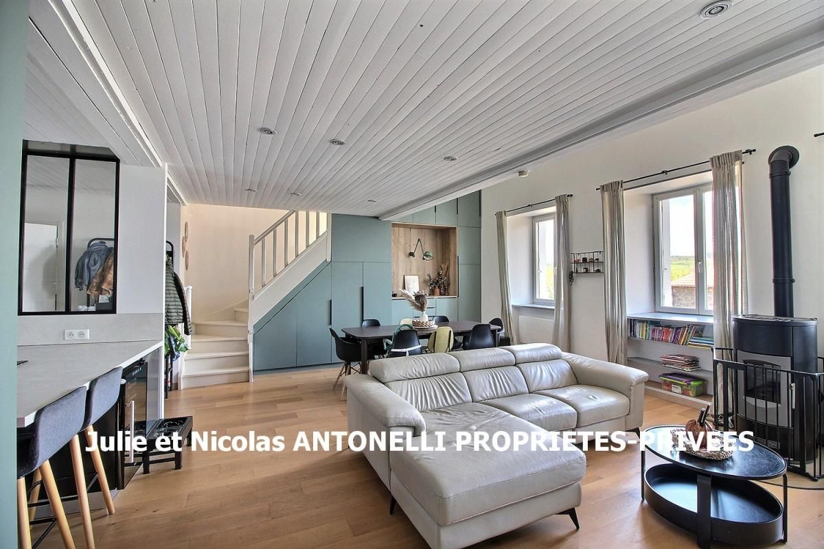 SAINT-DIDIER-EN-VELAY Saint Didier En Velay 43140 Immeuble 138m² composé de deux appartements 2