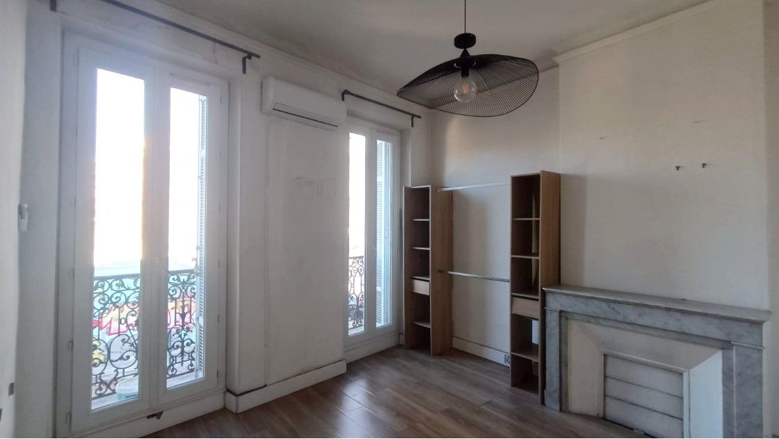 MARSEILLE-4E-ARRONDISSEMENT Appartement 13004 4 pièce(s) 100 m2 1