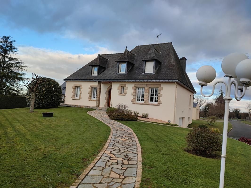Maison 8 pièce(s) 150 m2