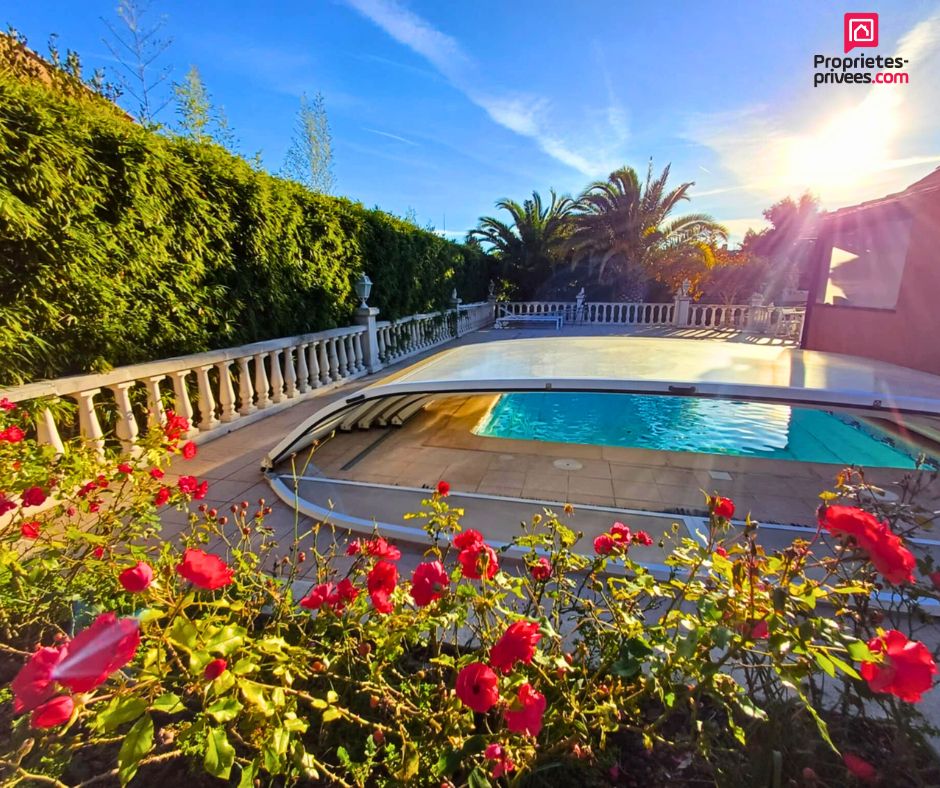 PUGET-SUR-ARGENS Villa PLAIN PIED avec véranda + garage et pisicne ! 2