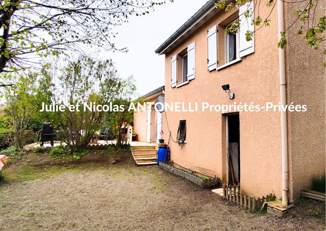 SAINT-JUST-MALMONT Saint Just Malmont 43240 secteur calme Maison 84m² 3 CHAMBRES sur 800m² de terrain 2