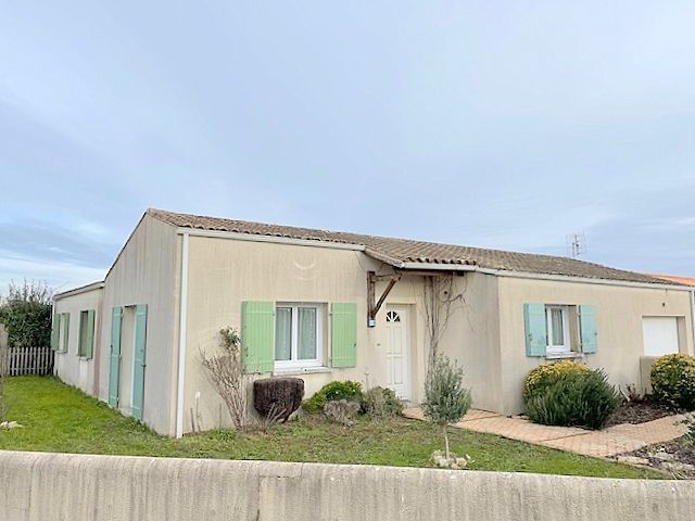 A LOUER Maison de plain pied Saint Cyr Du Doret 107 m2 3 ch garage jardin