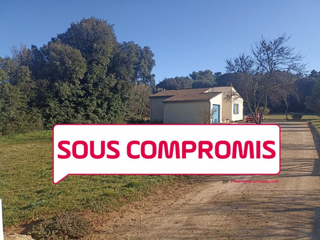 Maison 2 chambres sur terrain constructible 2565m² Suze la rousse 280 000