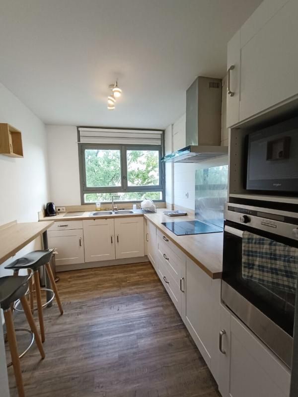 POITIERS Appartement Poitiers quartier du Leclerc 5 pièces 91.24 m2 3