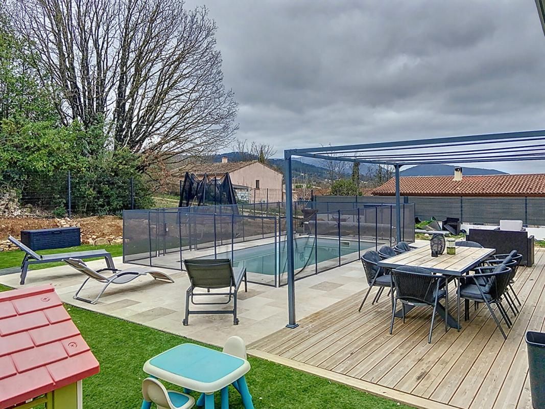 BRIGNOLES Villa de 2022 avec piscine et garage Brignoles 4