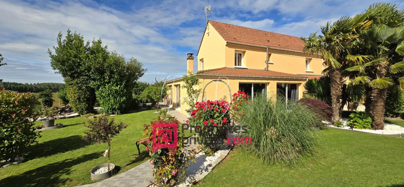 Maison Crécy-la-Chapelle 190m2