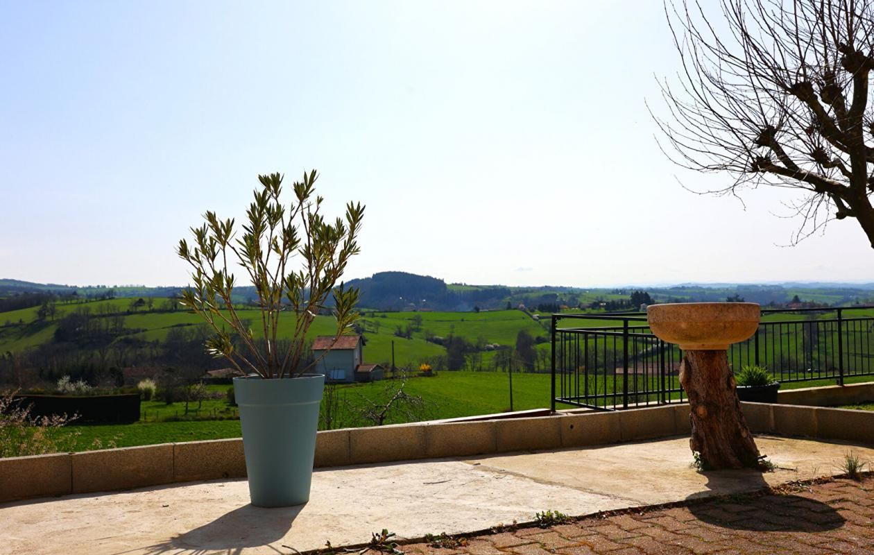 Superbe maison en pierres avec vue panoramique