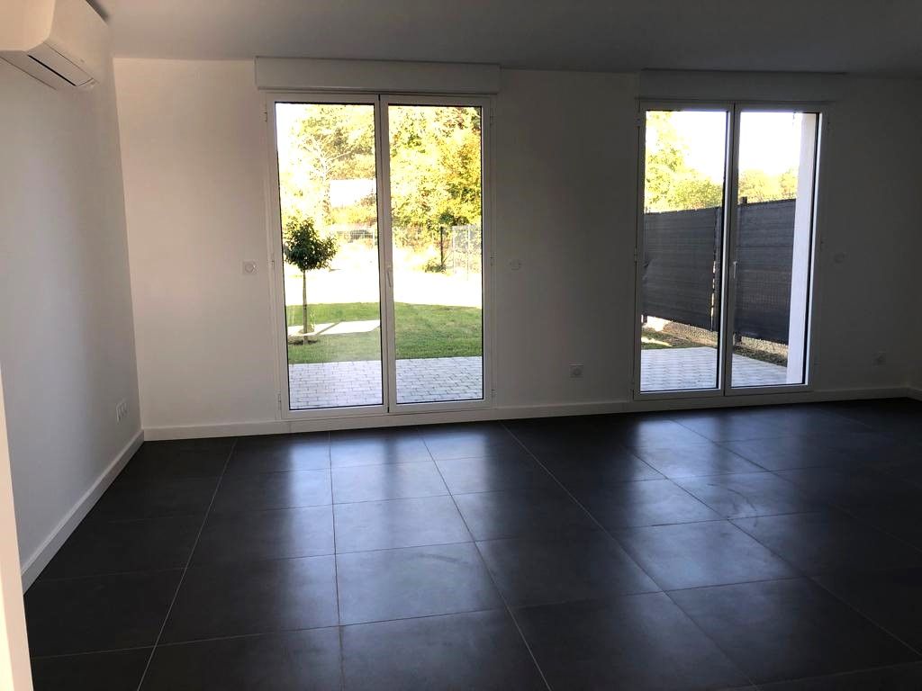 Maison Pierre Levee 4 pièce(s) 83.84 m2