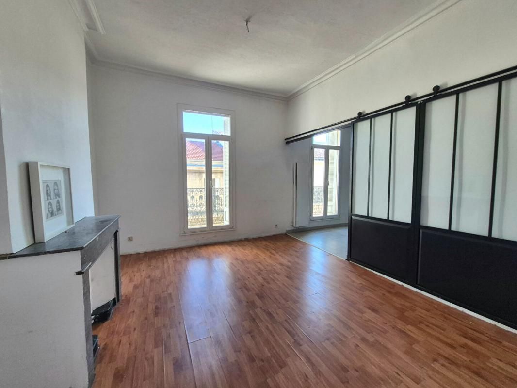 Bel appartement 100 M2 en centre-ville