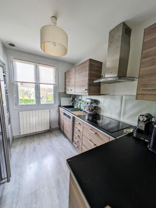 SENLIS SENLIS - Quartier Bonsecours - Maison T3 /4- (55 m² + 27 m²) - Jardin et garage 3