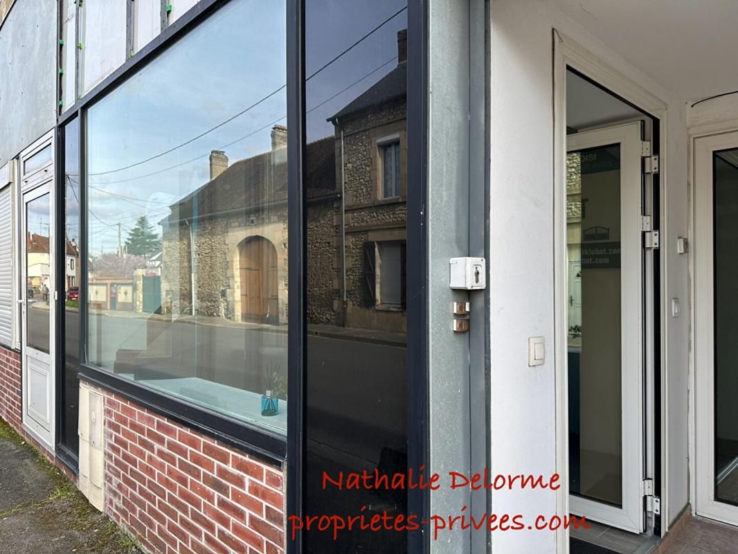 BERTHECOURT Local commercial + studio attenant 1