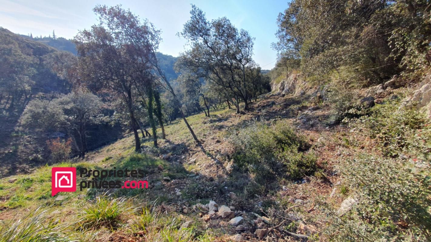 Terrain à 5km d'Uzès